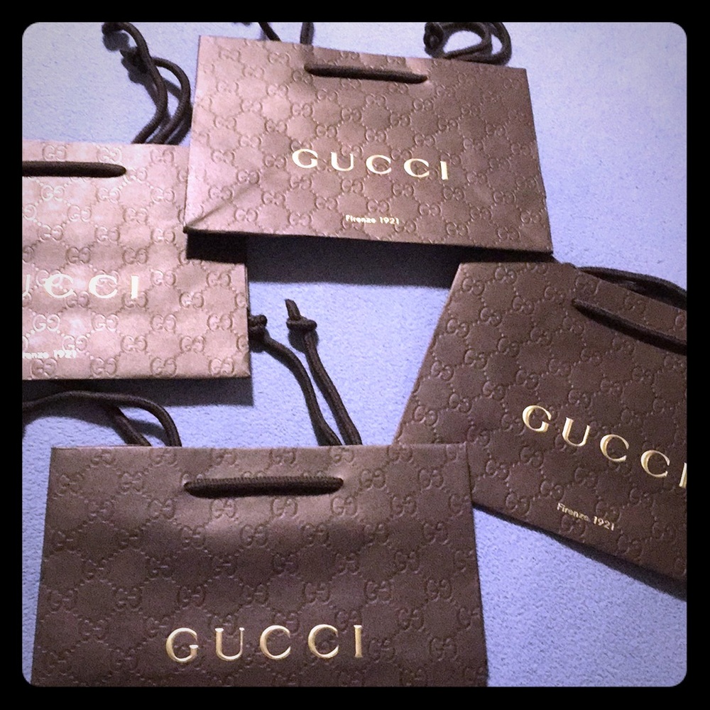 Gucci small shopping bags 💼